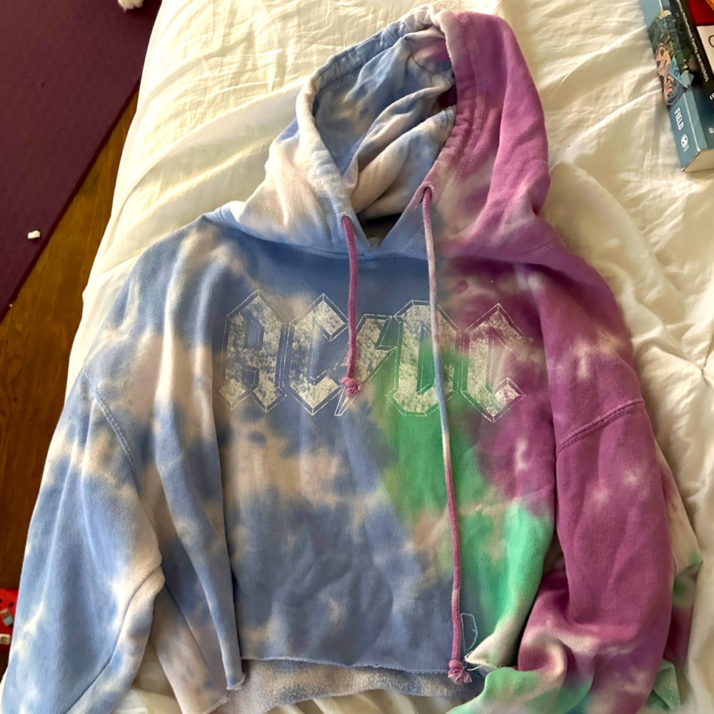 Cropped AC/DC sweatshirt